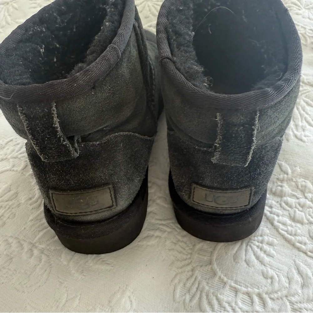 UGG Black Shearling Ankle Boots Size 6